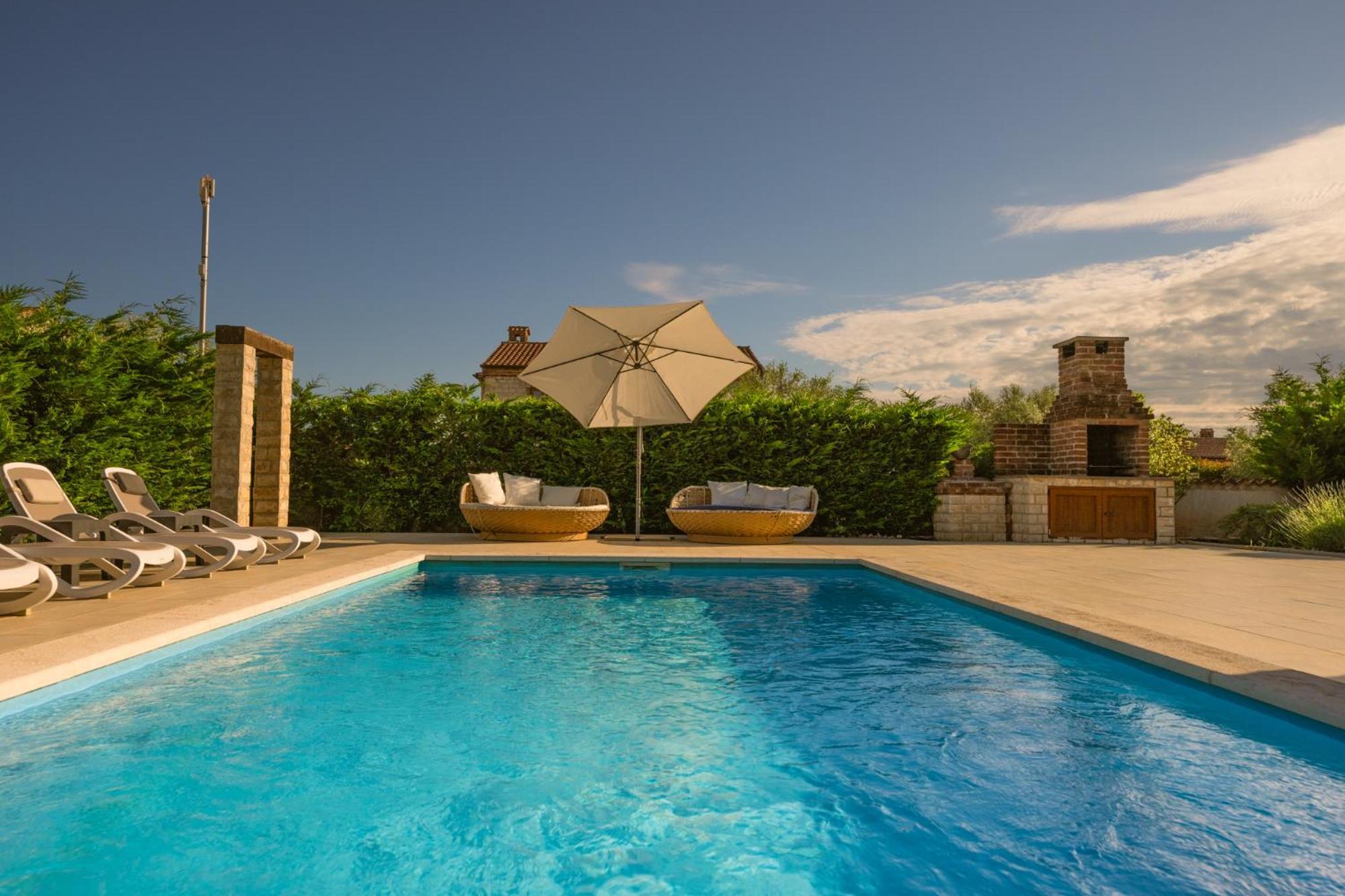 Villa Sonne In Paradis Butkovici  ภายนอก รูปภาพ